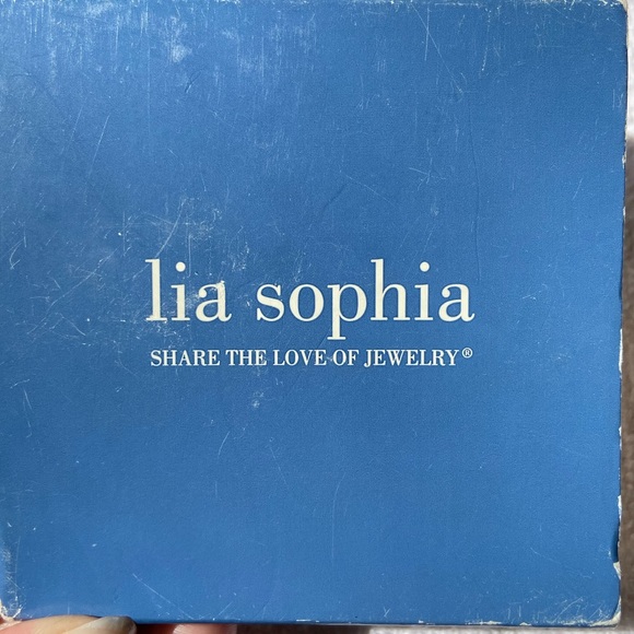 Lia Sophia necklace - Picture 4 of 4